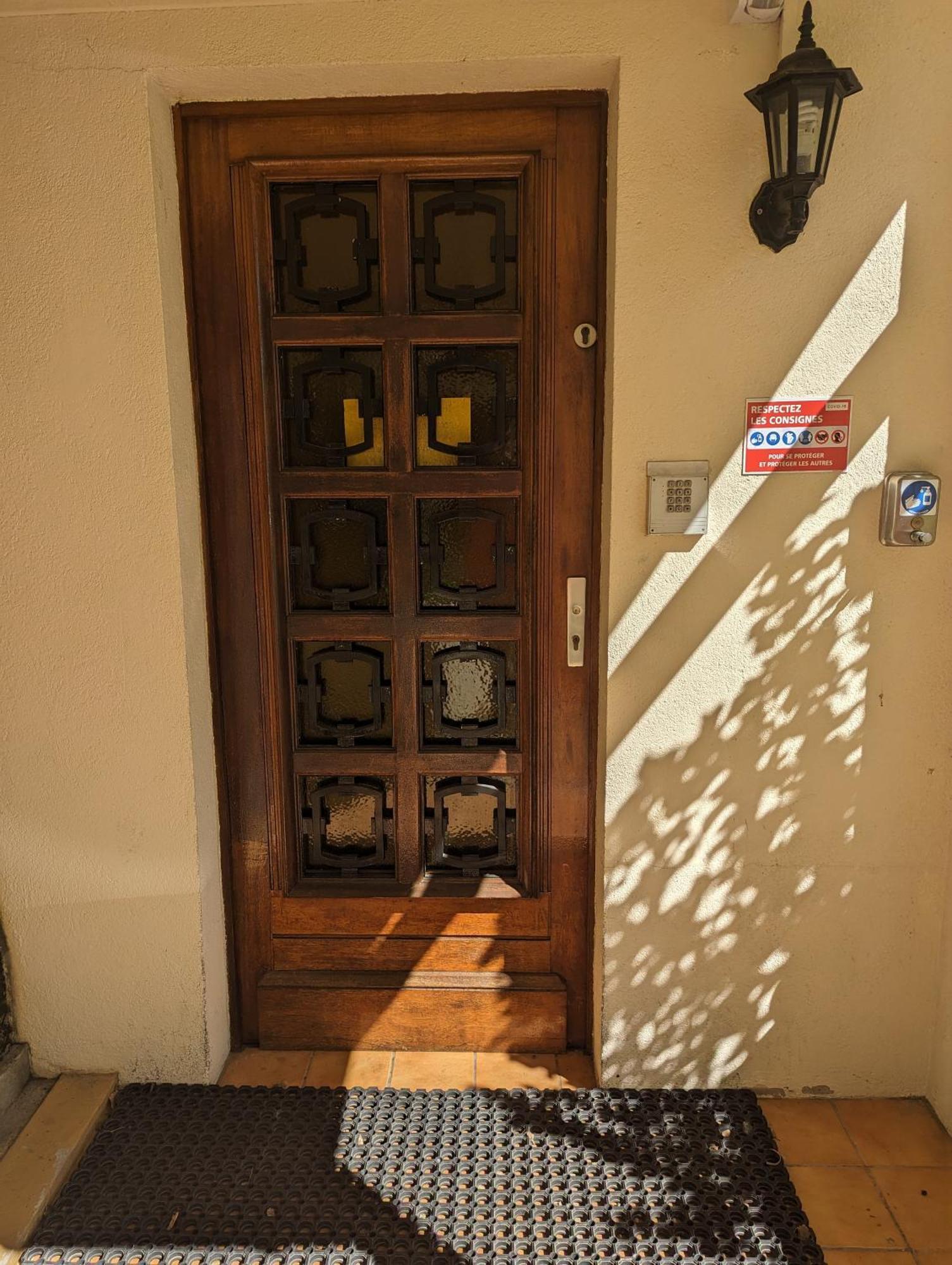 Auberge Des Pins Aubenas Bagian luar foto