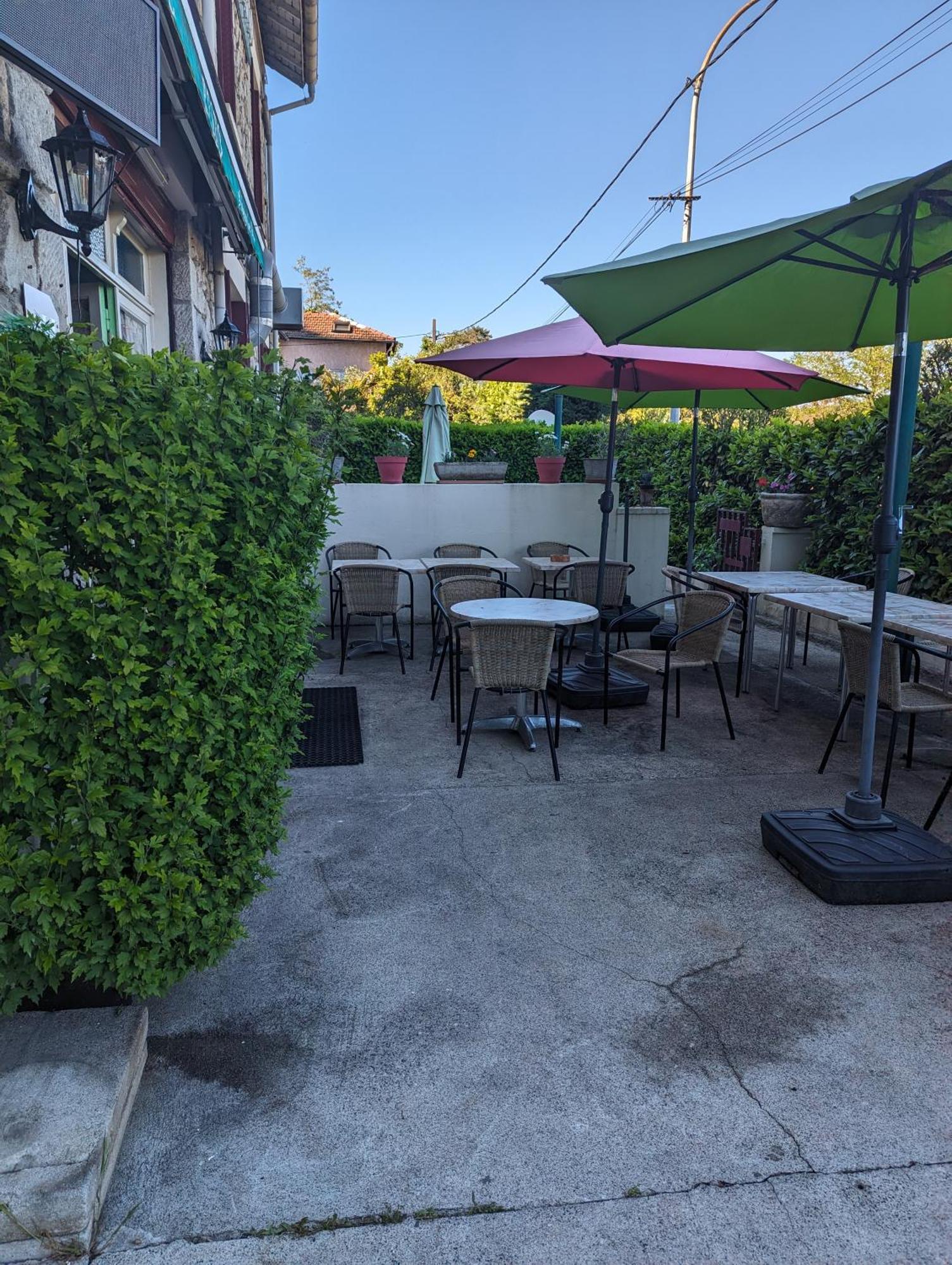 Auberge Des Pins Aubenas Bagian luar foto
